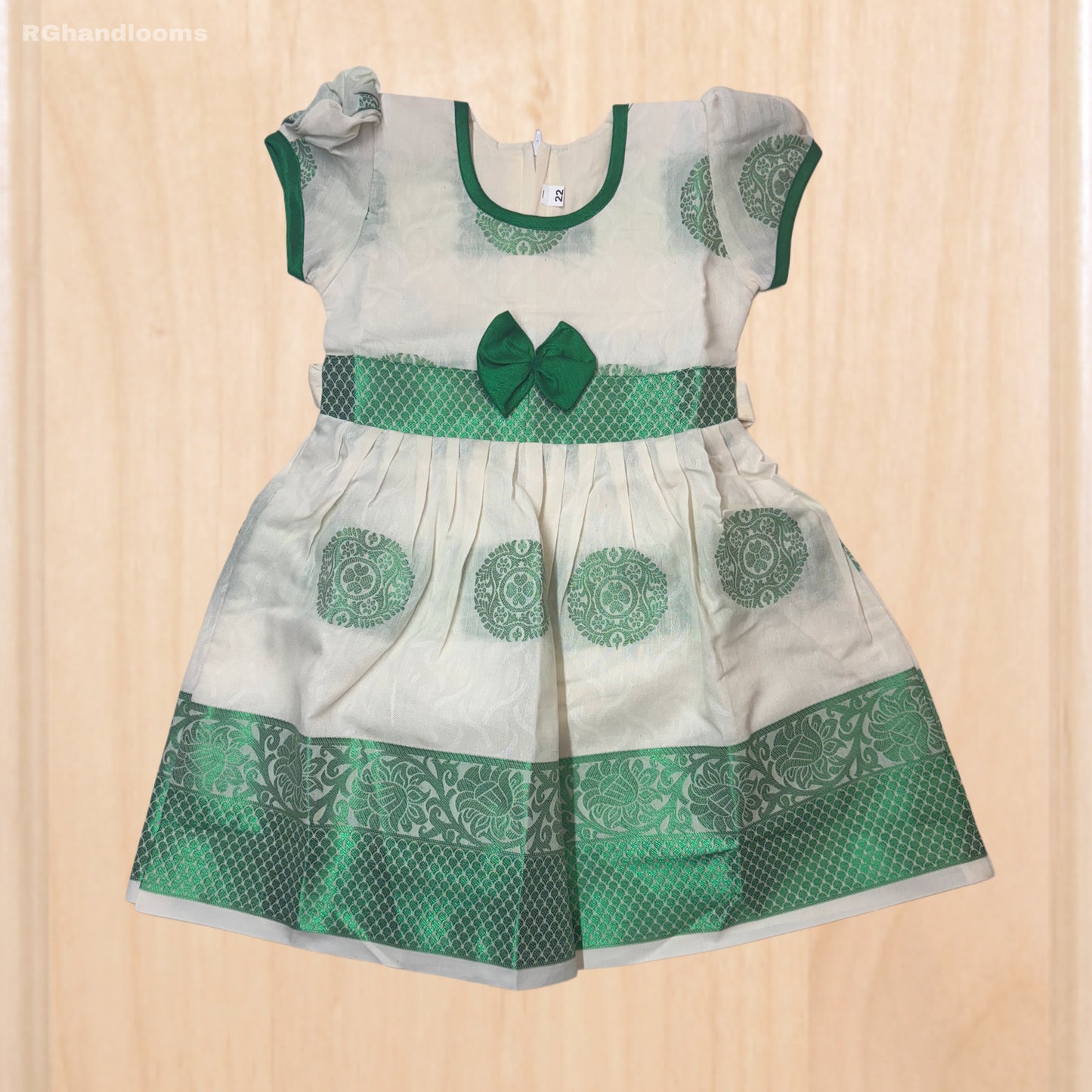 Green colour Kids frock