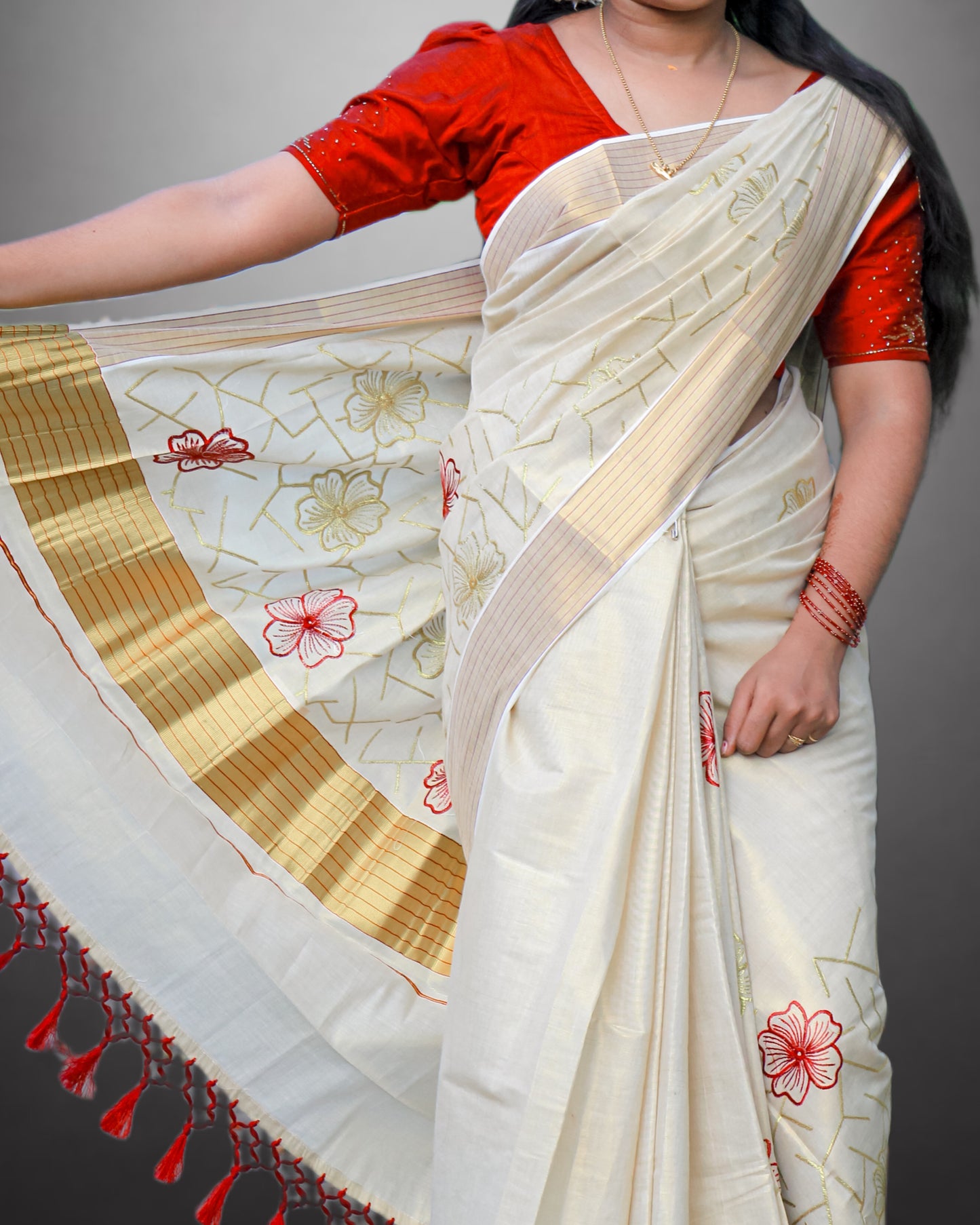 Beige Kerala Saree with Stitched Flower, Red Line, and Golden Border