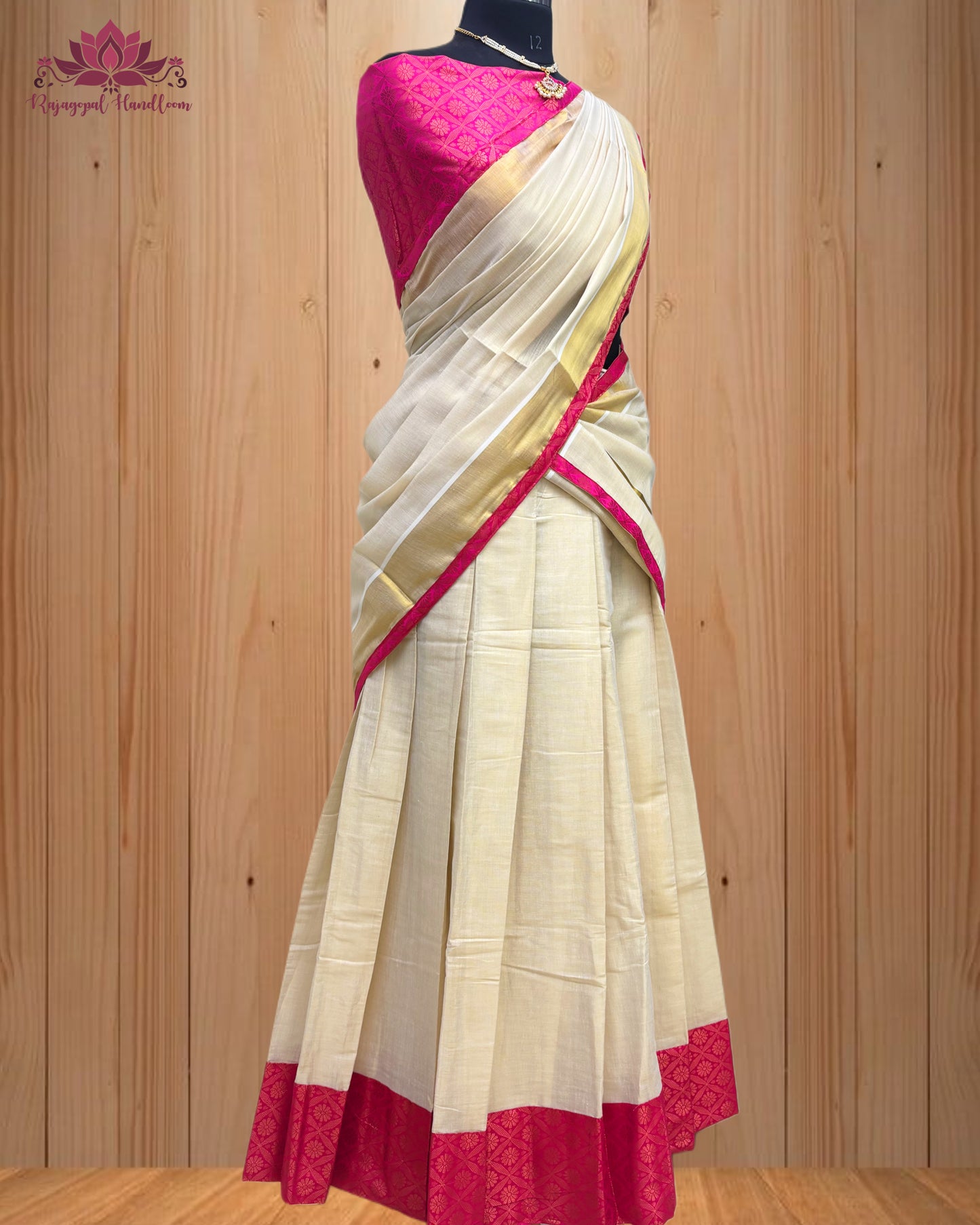 Dhawani Set with a beautiful pink border